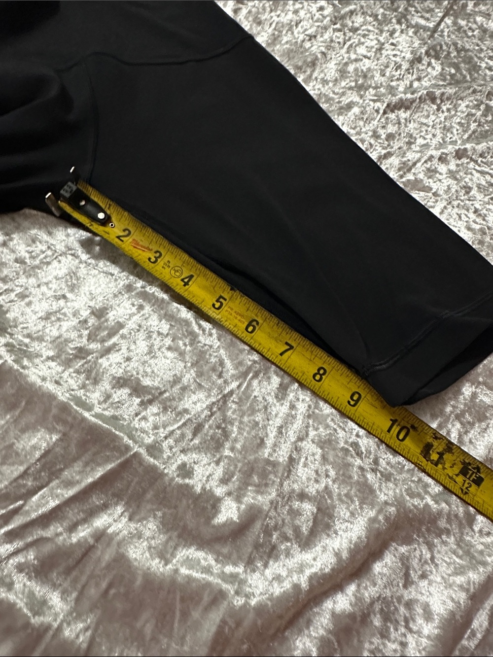 Lululemon High-Rise Black Bike Shorts size 6 - Picture 3 of 4